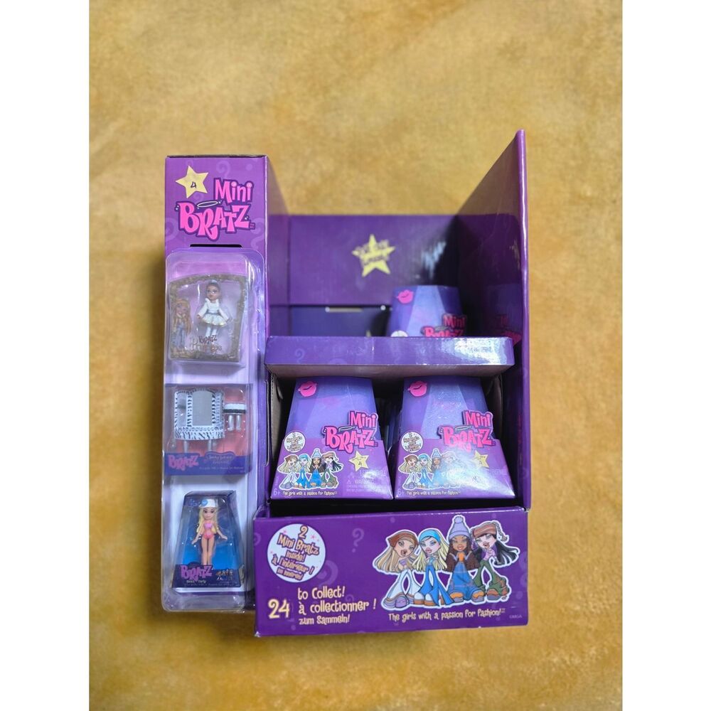 Mini Bratz Series 4 Collectible Figures MGA's Miniverse, Lot of 5 & Display Box